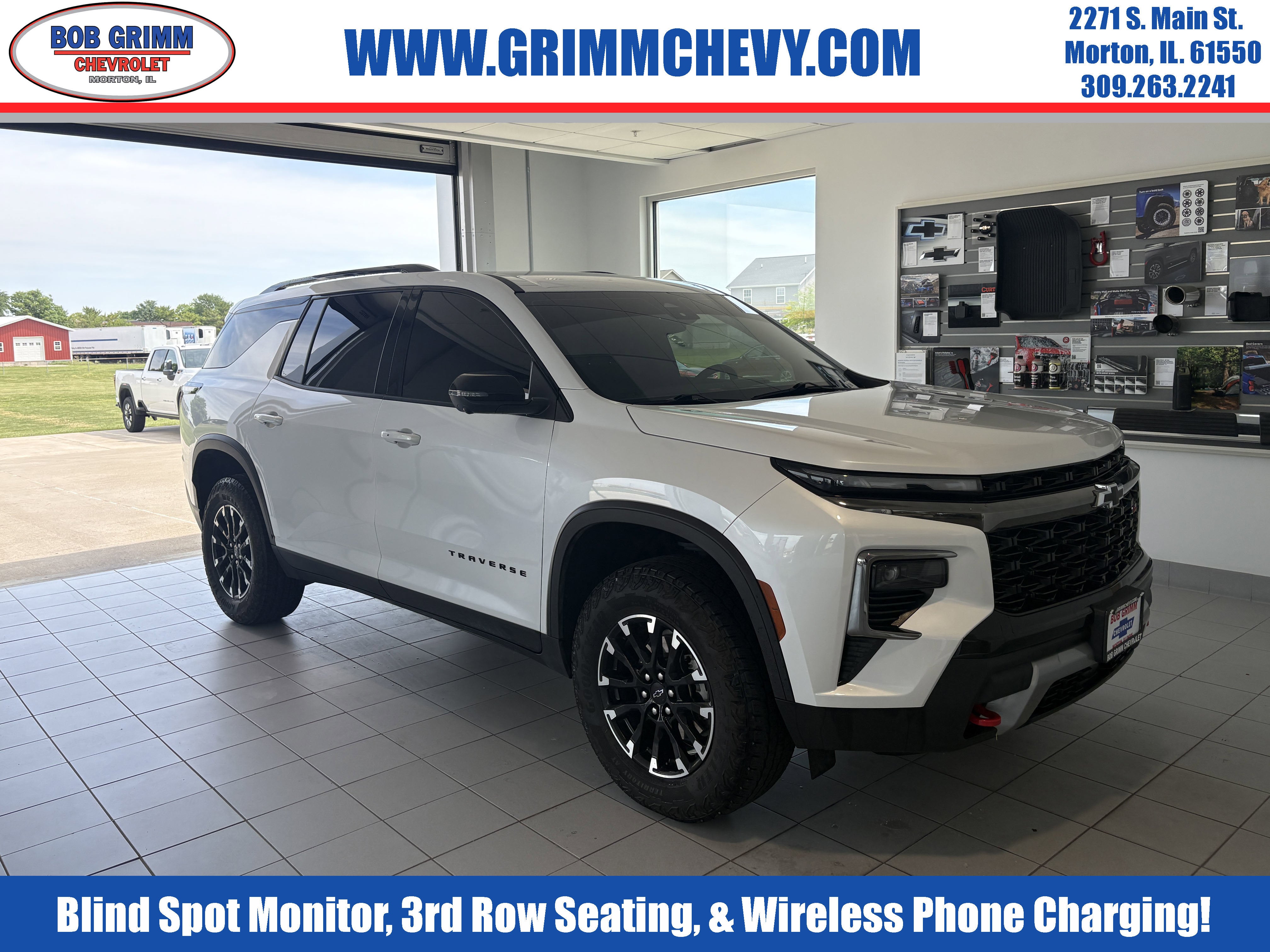 2024 Chevrolet Traverse Z71 in Iridescent Pearl Tricoat — front three-quarter view
